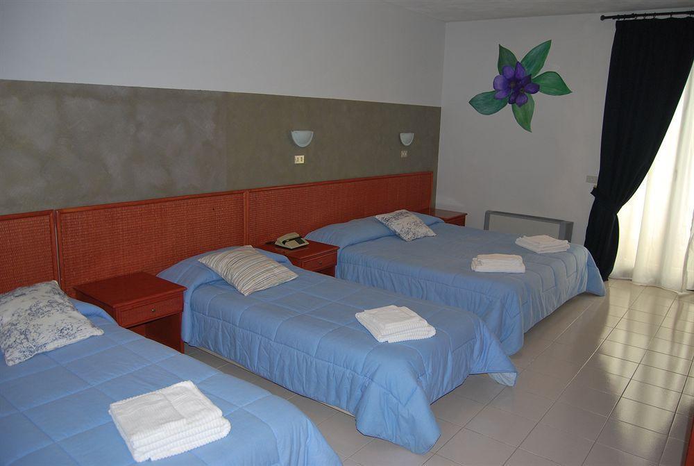 River Park Hotel Ameglia Dış mekan fotoğraf