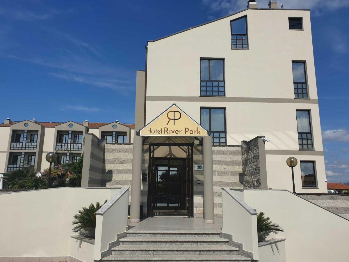 River Park Hotel Ameglia Dış mekan fotoğraf